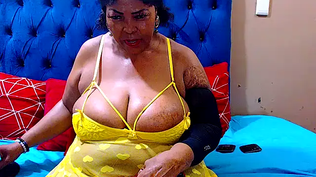 ebonycandy10 online show from March 2025 05:02:01 AM