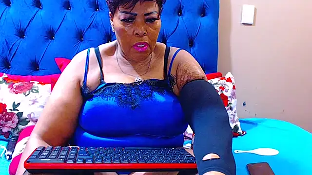 ebonycandy10 online show from September 2025 04:23:01 AM