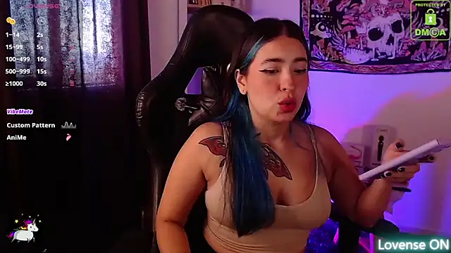 sweetcoralinee online show from September 2025 03:27:02 PM