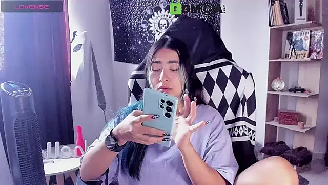 sweetcoralinee online show from March 2026 03:40:01 PM