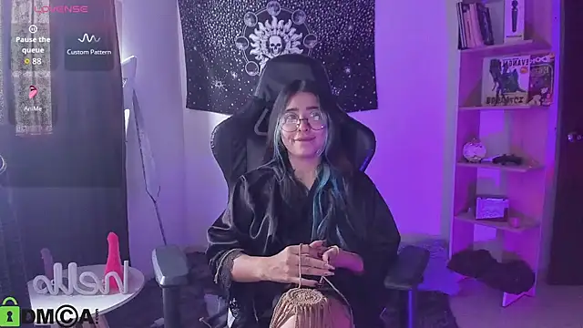 sweetcoralinee online show from March 2026 03:48:01 PM