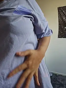 sweetcoralinee online show from March 2026 03:07:01 PM