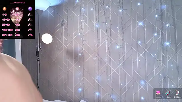 Snapshot of Allure_goldennX chatting on January 2025 01:29:01 AM Allure goldennX online show from January 2025 01:29:01 AM