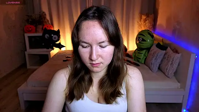 Little doll meow online show from October 2025 02:46:02 AM