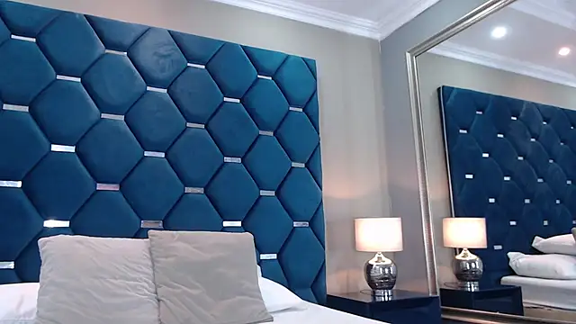 ThaniaJones online show from March 2026 12:07:01 PM