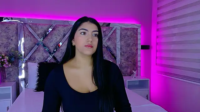 PaulinaDuarte online show from September 2025 12:40:02 PM