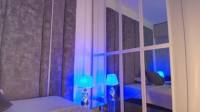 PaulinaDuarte online show from November 2025 11:32:02 AM