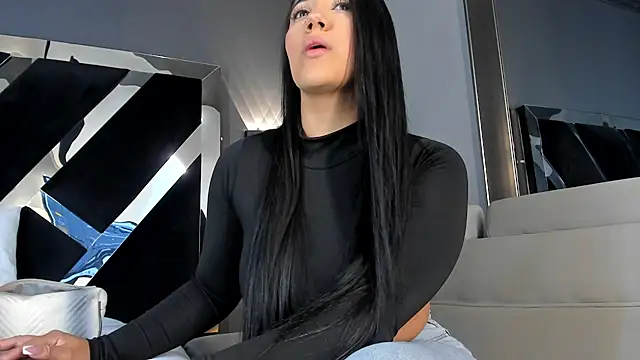 PaulinaDuarte online show from May 2026 11:40:01 AM
