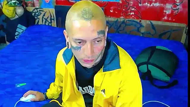 deivid estrada online show from November 2025 04:07:01 PM