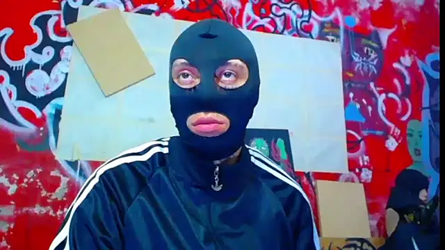 Snapshot of deivid_estrada chatting on May 2026 04:13:01 PM deivid estrada online show from May 2026 04:13:01 PM