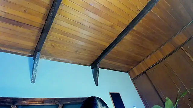 Snapshot of EmiliWilliams chatting on May 2026 10:05:02 PM EmiliWilliams online show from May 2026 10:05:02 PM