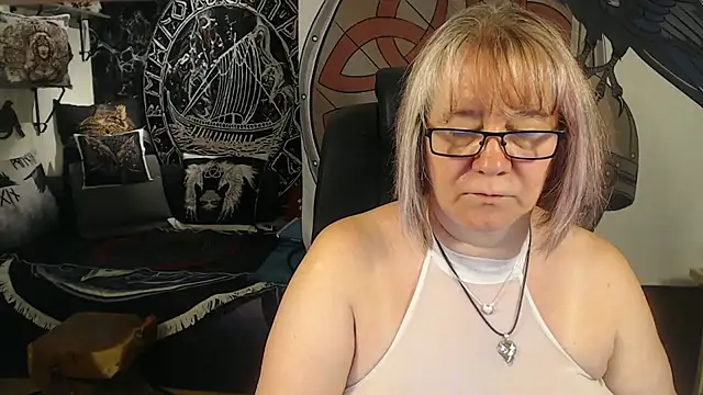TittenMichelle online show from July 2026 06:28:01 PM