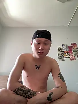 Snapshot of Eric246 chatting on February 2026 05:02:02 AM Eric246 online show from February 2026 05:02:02 AM