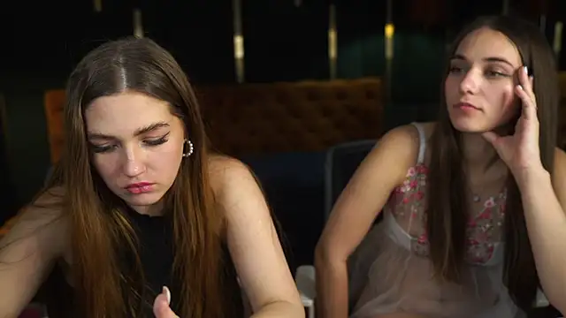 Snapshot of Grace_Fantasy chatting on December 2024 02:46:01 AM Grace Fantasy online show from December 2024 02:46:01 AM