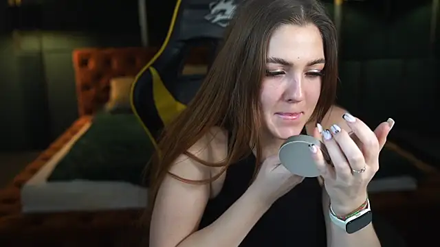 Snapshot of Grace_Fantasy chatting on December 2024 12:17:02 AM Grace Fantasy online show from December 2024 12:17:02 AM