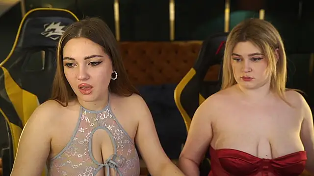 Snapshot of Grace_Fantasy chatting on March 2025 07:48:02 PM Grace Fantasy online show from March 2025 07:48:02 PM