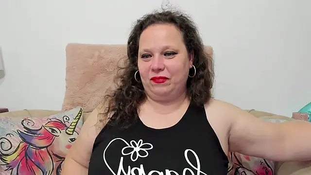 KarolineJoyy online show from November 2025 07:38:01 PM