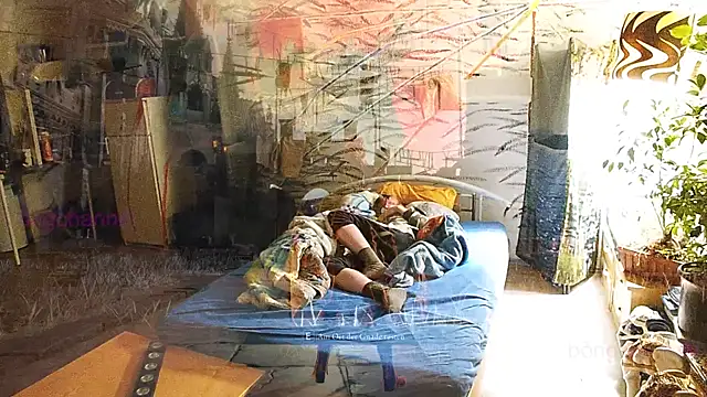 Snapshot of BongChannel chatting on January 2025 09:37:02 AM BongChannel online show from January 2025 09:37:02 AM