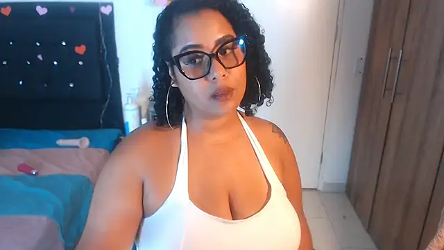 ebony Exotica online show from March 2025 09:51:01 PM