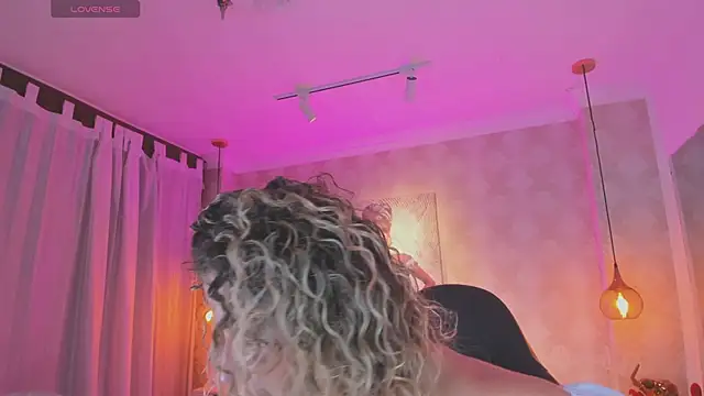 Shantall   online show from May 2026 11:15:01 AM