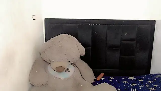 Michell Queen online show from January 2025 08:50:01 AM