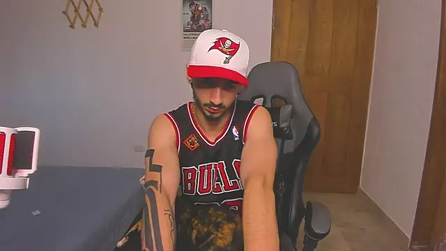 David Brown18 online show from January 2025 09:50:01 PM