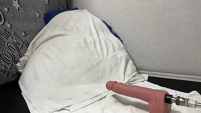 dominic brandd23 online show from November 2025 05:06:01 AM