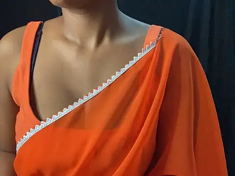 Snapshot of Sexy_trisha__7 chatting on December 2024 06:10:01 PM Sexy trisha 7 online show from December 2024 06:10:01 PM