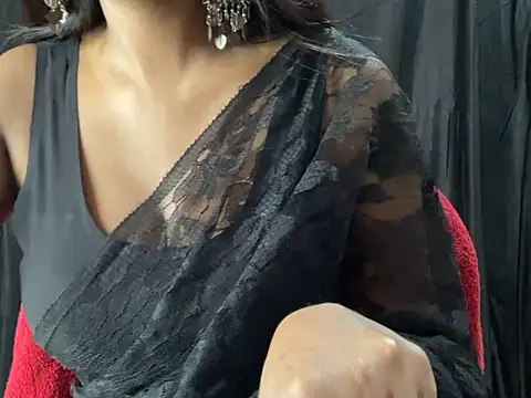 Snapshot of Sexy_trisha__7 chatting on February 2025 04:57:01 PM Sexy trisha 7 online show from February 2025 04:57:01 PM