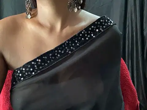 Snapshot of Sexy_trisha__7 chatting on March 2025 09:05:02 PM Sexy trisha 7 online show from March 2025 09:05:02 PM