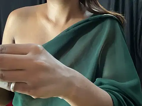 Snapshot of Sexy_trisha__7 chatting on March 2025 08:50:02 PM Sexy trisha 7 online show from March 2025 08:50:02 PM