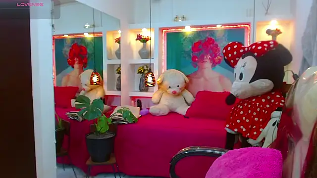 lorenapinto online show from October 2025 01:31:01 AM