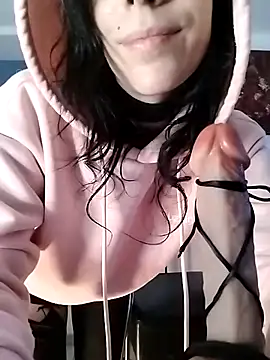 freyamoret online show from February 2025 04:45:02 PM