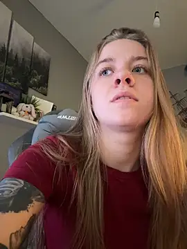 candy maggie online show from November 2025 10:59:01 AM