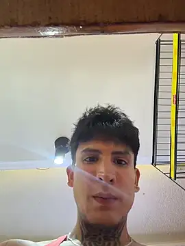  Tomy08calderon online show from April 2026 02:01:01 AM