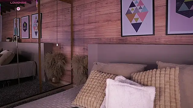 Snapshot of AmmyScott chatting on October 2025 11:24:02 PM AmmyScott online show from October 2025 11:24:02 PM