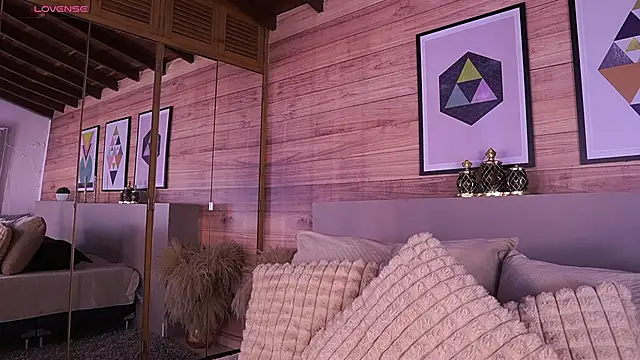 Snapshot of AmmyScott chatting on April 2026 07:19:01 PM AmmyScott online show from April 2026 07:19:01 PM