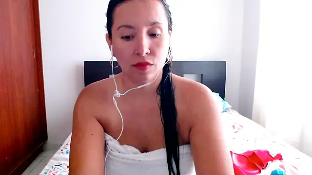 emely sexx20 online show from February 2025 02:32:01 PM