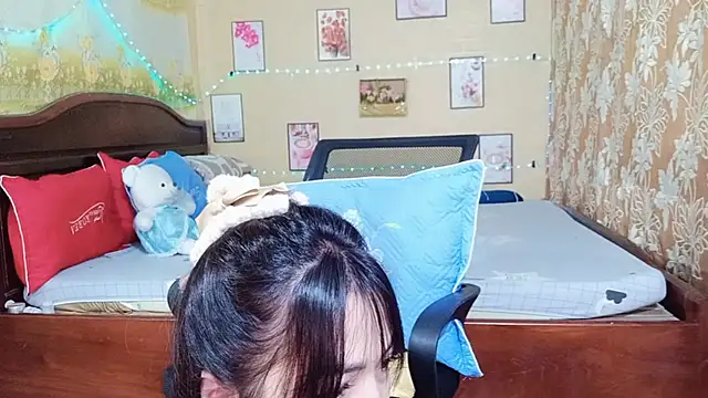 Snapshot of Lanian_99 chatting on March 2025 01:37:02 PM Lanian 99 online show from March 2025 01:37:02 PM