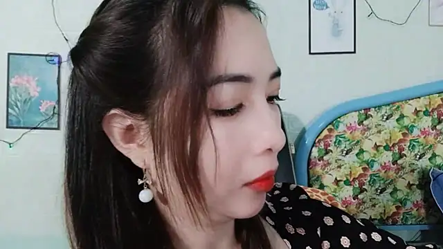 Snapshot of Lanian_99 chatting on December 2025 12:27:02 AM Lanian 99 online show from December 2025 12:27:02 AM