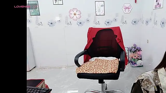 Snapshot of Lanian_99 chatting on March 2026 11:41:01 PM Lanian 99 online show from March 2026 11:41:01 PM