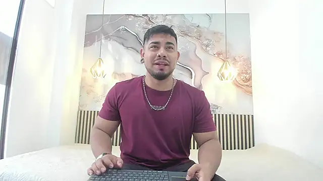 BrianMalonee online show from November 2025 11:54:01 AM