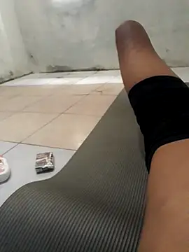 jojokom99 online show from April 2026 07:39:01 AM