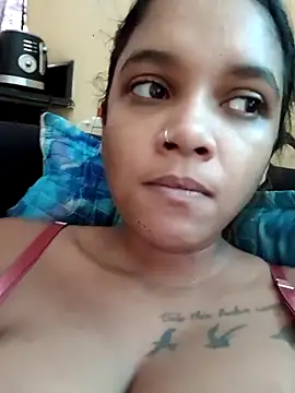 Indianqueen03 online show from December 2025 02:11:01 PM