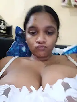 Indianqueen03 online show from June 2026 06:20:02 PM