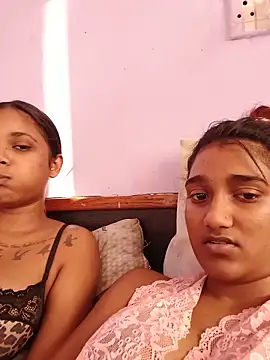 Indianqueen03 online show from June 2026 01:13:01 PM