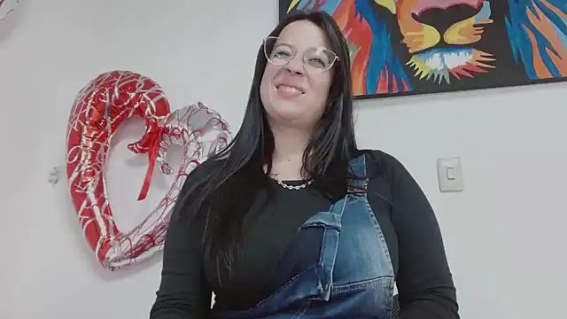  diana cute online show from October 2025 03:46:02 AM