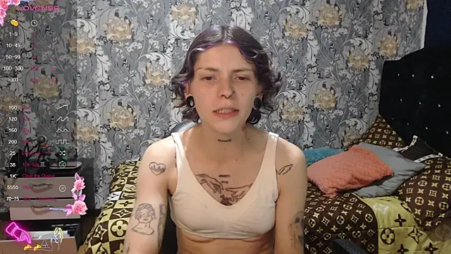 pretty cristal69 online show from April 2026 02:14:01 AM