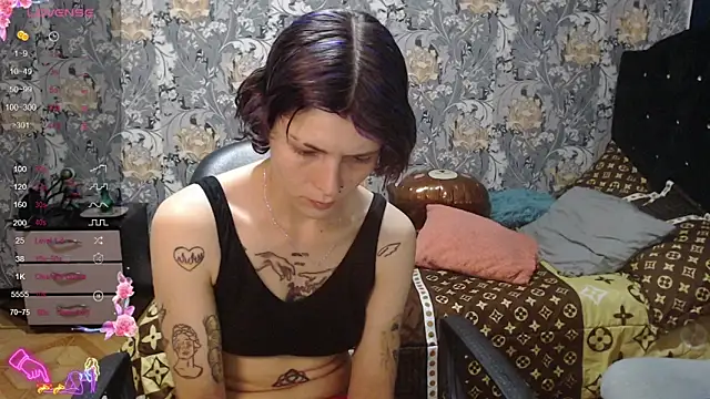 pretty cristal69 online show from April 2026 10:58:01 PM