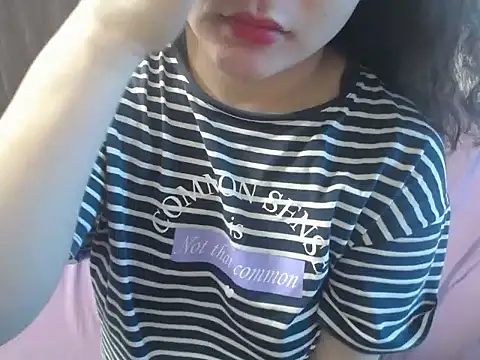 Mochi Soft online show from October 2025 01:13:01 AM